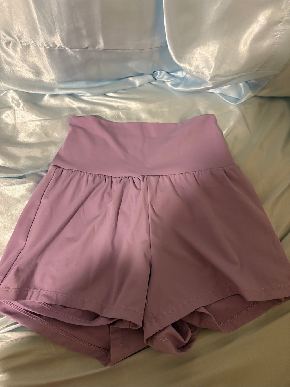 HALARA High-Waist Lavender Active Shorts